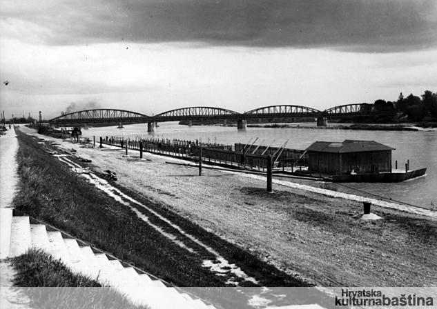 Zagreb,-Savska-obala_imagelarge-kultura_BW_veliki