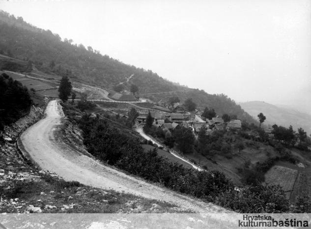 Poklek_imagelarge-kultura_BW_veliki