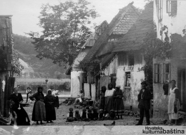 Kostajnica_imagelarge-kultura_BW_veliki