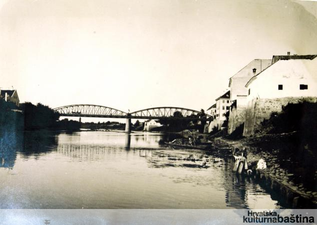 Karlovac_imagelarge-kultura_BW_veliki