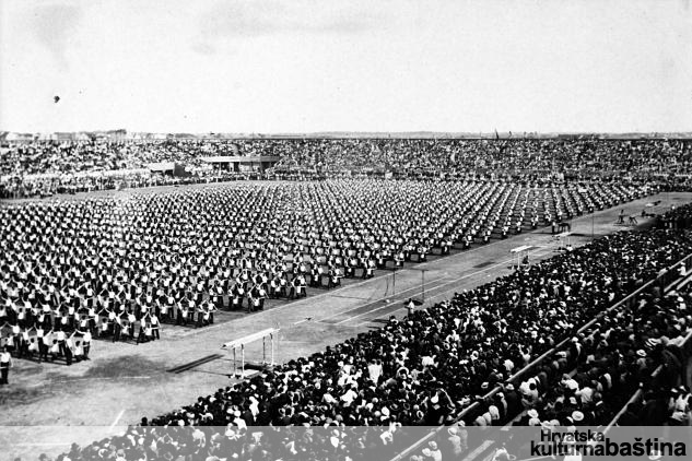 Zagreb,-Maksimirska-cesta_imagelarge-kultura_BW_veliki